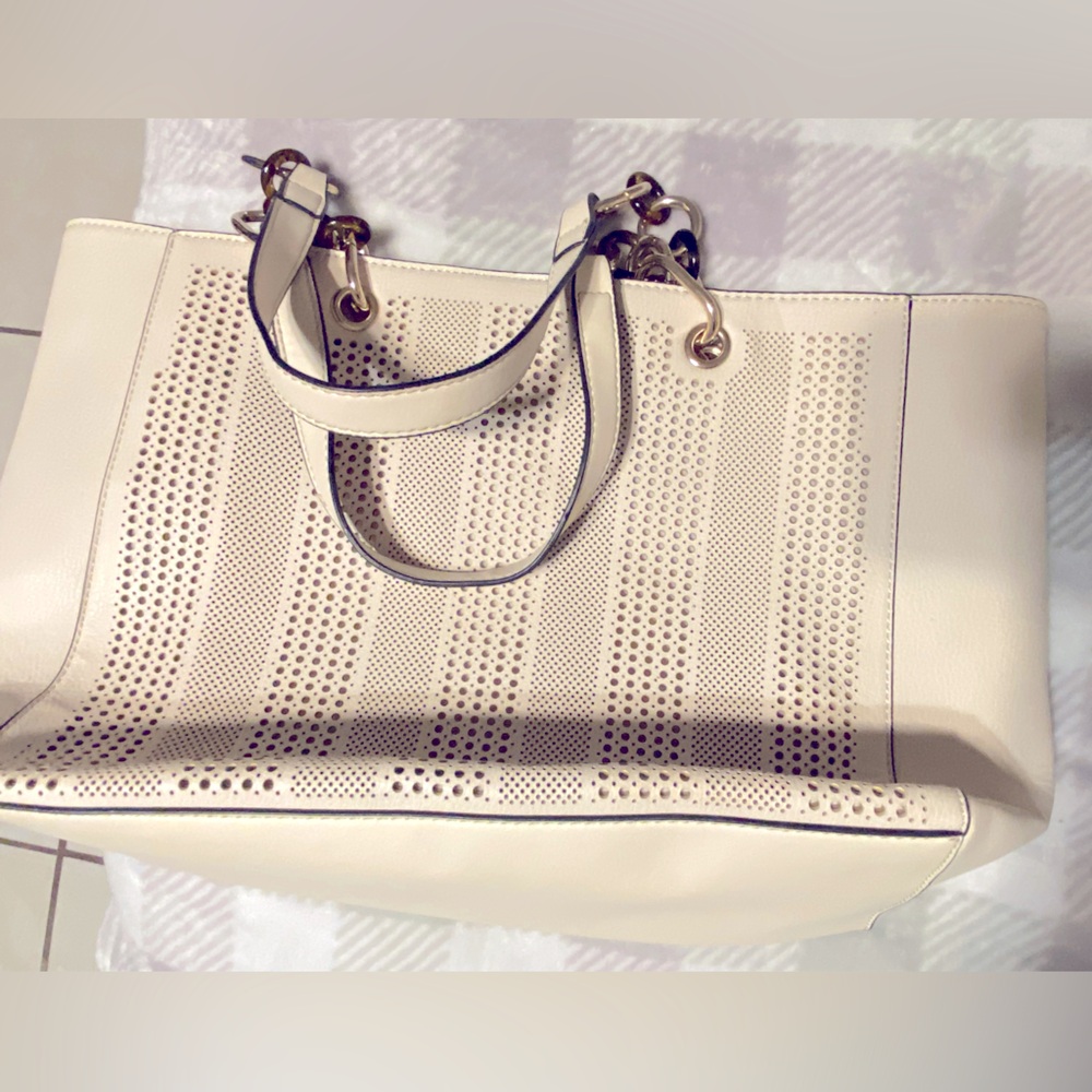 NWT Apt 9 Handbag!